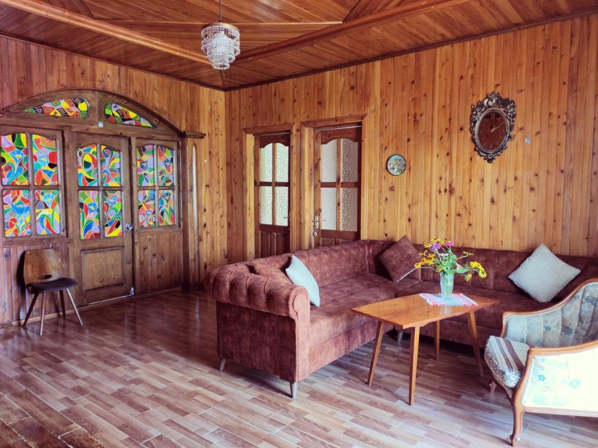 Guest House On Kostava 23 Kobuleti Bagian luar foto