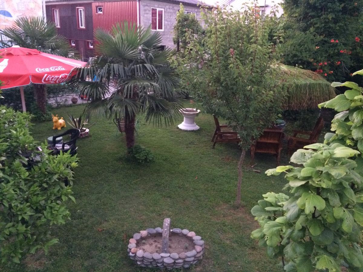 Guest House On Kostava 23 Kobuleti Bagian luar foto
