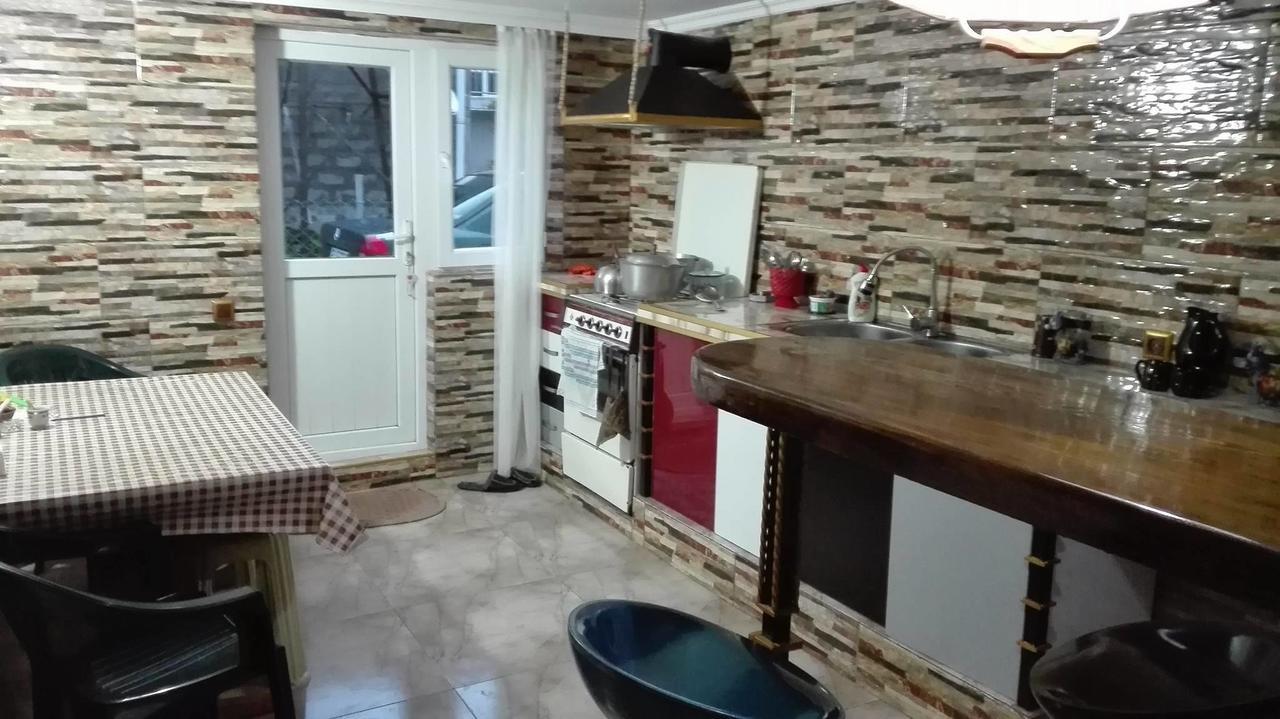 Guest House On Kostava 23 Kobuleti Bagian luar foto